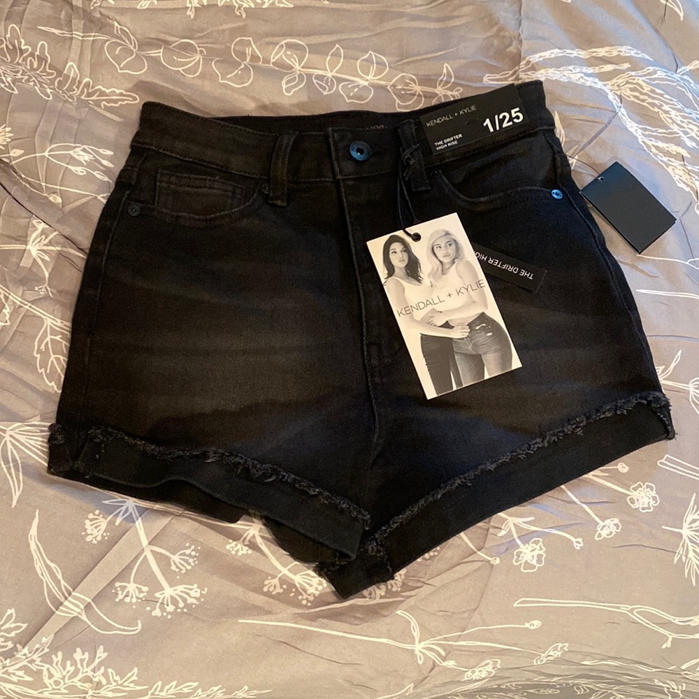NWT Kendall+Kylie black shorts